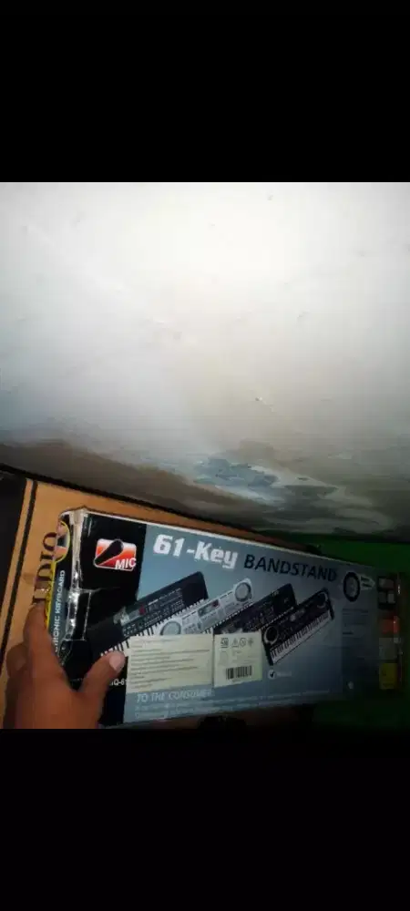WTS / Jual Keyboard Elektronik 61-Key