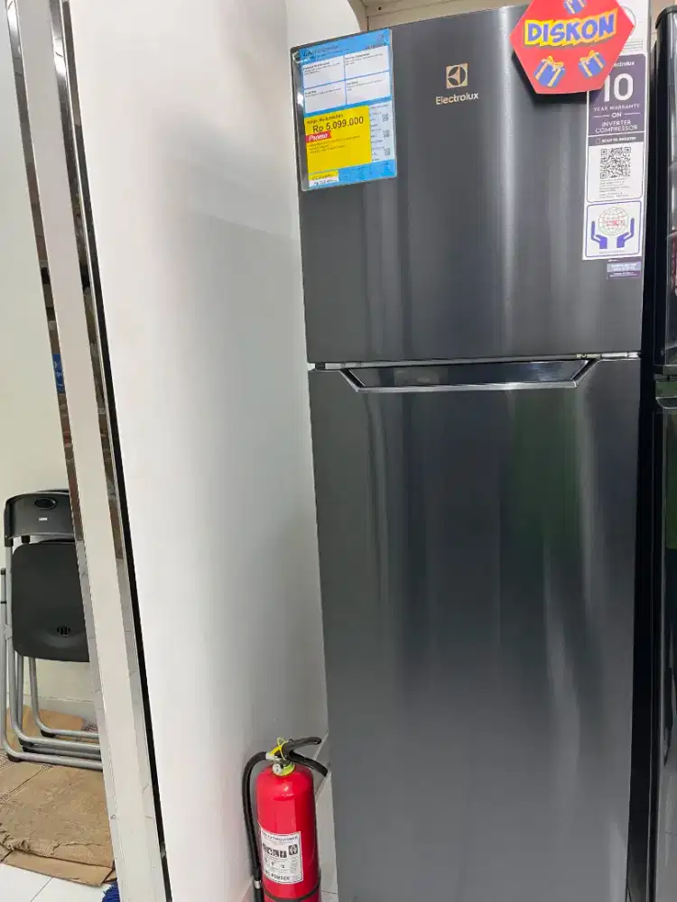 Kulkas Electrolux ETM 2500 A-B