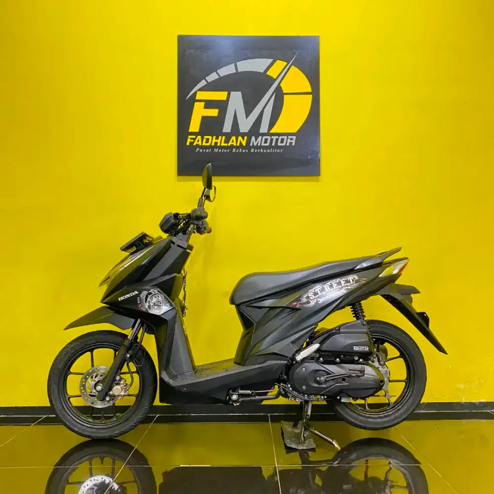 Honda Beat Street Tahun 2023 DP Ringan Angsuran Terjangkau