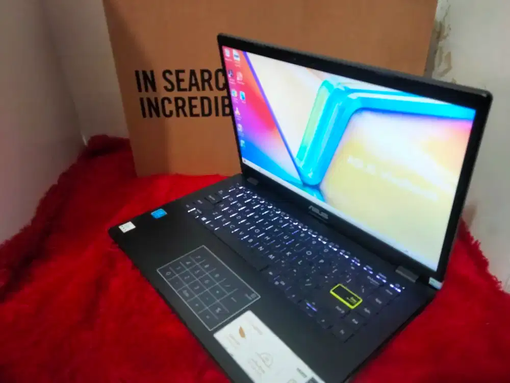 Asus E410M/Intel N4020 ram4gb/SSD512gb/vga Intel UHD 600/layar FHD