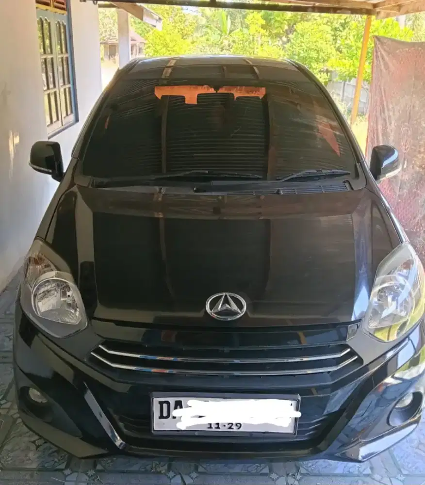 Mobil Ayla tipe X, transmisi manual tahun 2019