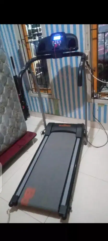 Jual Treadmill Bodymax electric