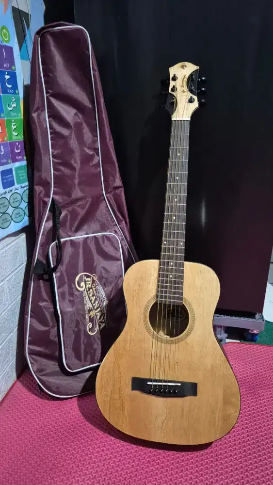 MULUS Gitar 3/4 Jr.Sanjaya + tas ori mulus masih baru  ga kepake