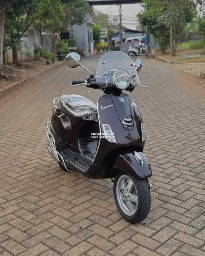 VESPA LX 150 2V 2012 TERMURAH