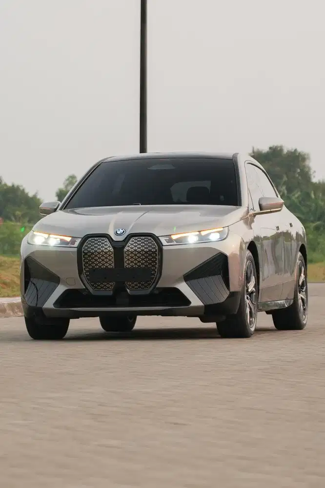 BMW iX xDrive40 Sport 2024