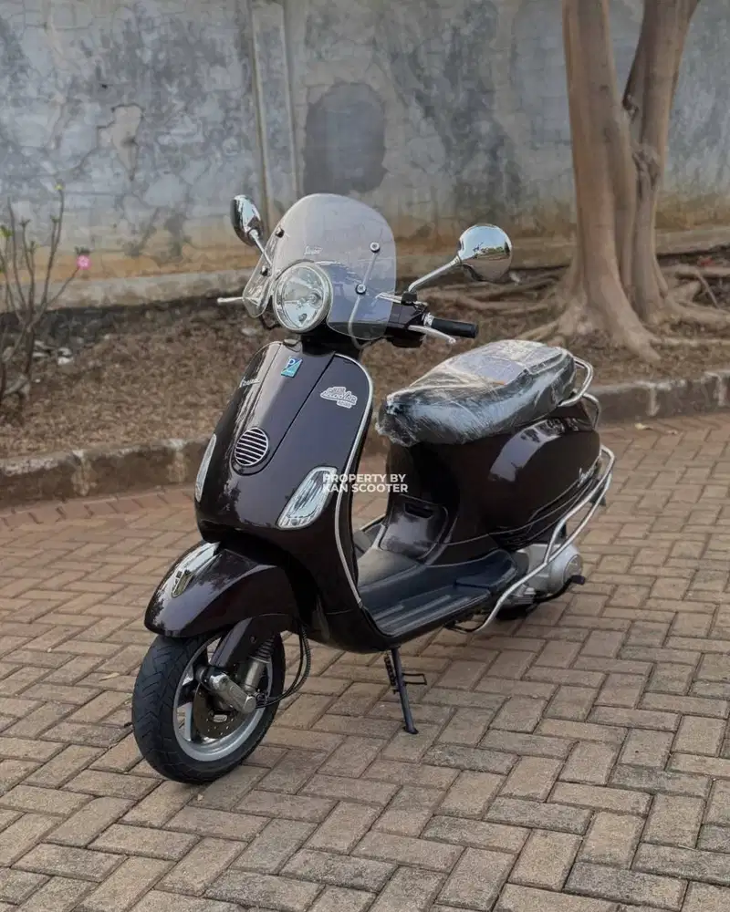 JUAL MURAH VESPA LX 150 2V 2012 MULUS