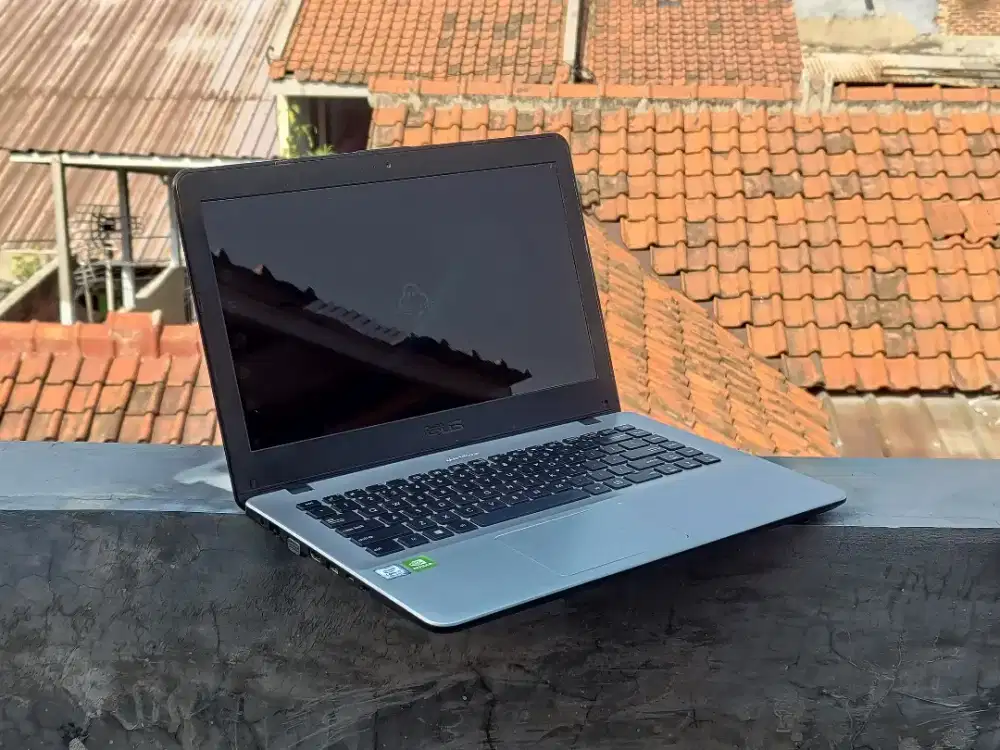 Laptop Asus X442U – Core i7 Gen 7 | RAM 8GB | SSD + HDD | Nvidia GT930