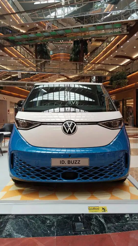 VW ID Buzz NIK 2025 Harga OTR  : 1,495,000,000