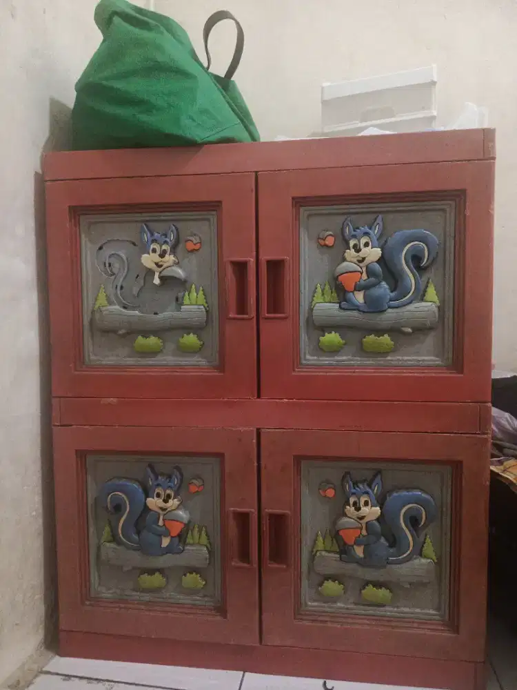 lemari plastik 2 pintu