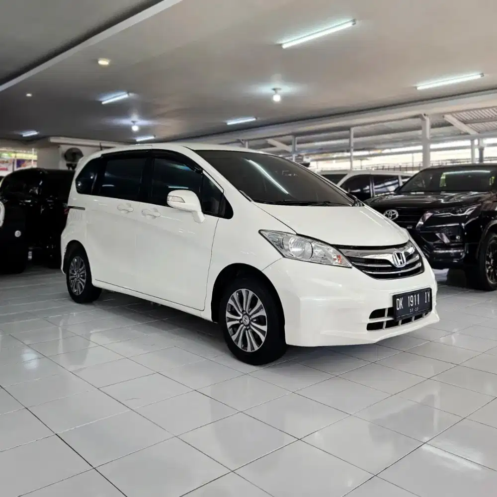 [2012] DP 30jt! Honda Freed E PSD 1.5 matic 2012 asliDK LowKM bkn 2013