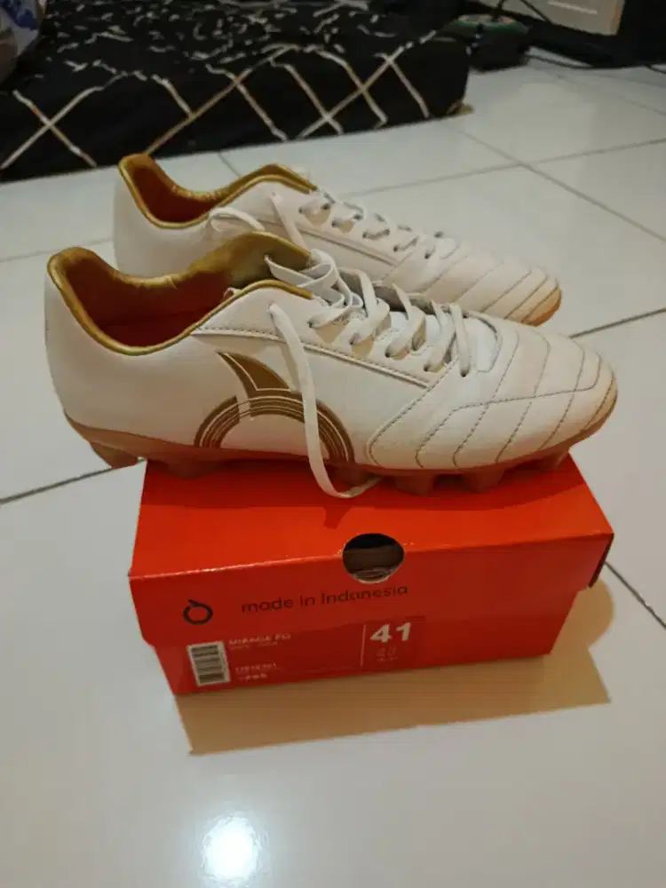 Jual sepatu ortus ukuran 41
