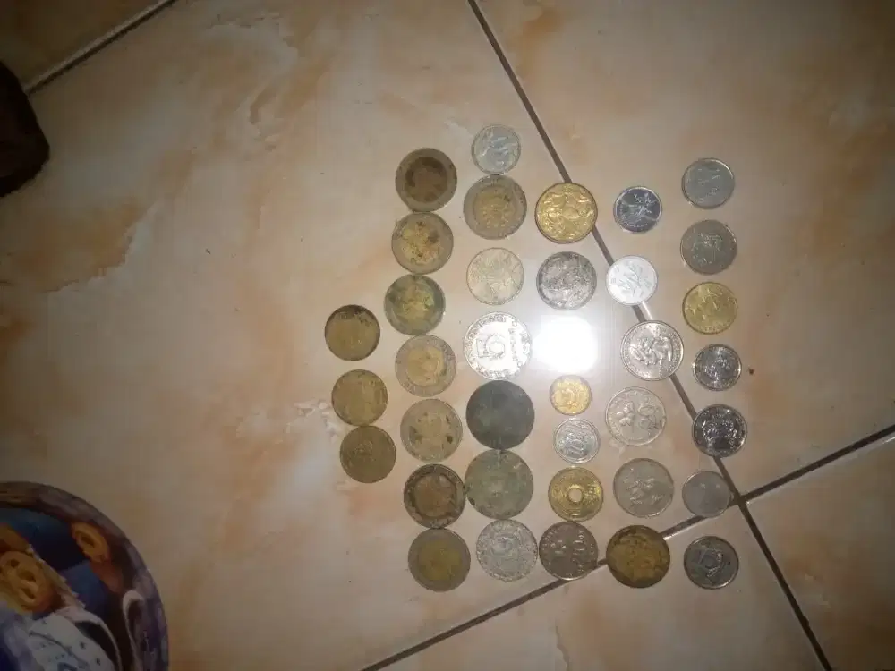 Dijual borongan berbagai macam mata uang koin