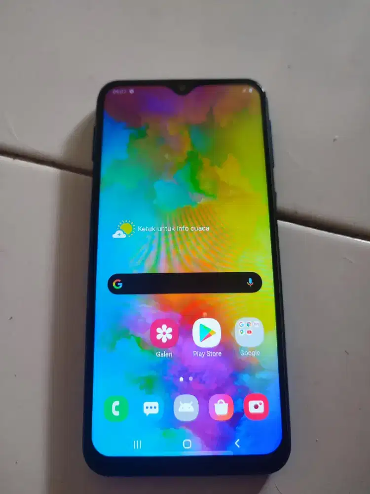 Dijual samsung M20, ram 3/32, batangan