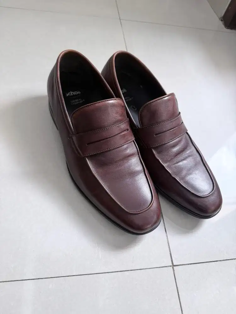 Sepatu Pria Scholl Size 41