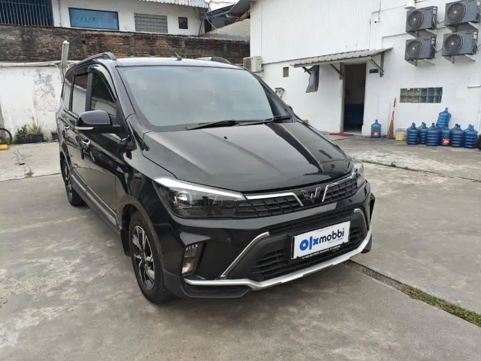 KM Rendah - Wuling Confero S 1.5 L ACT Lux Plus Bensin-MT 2022