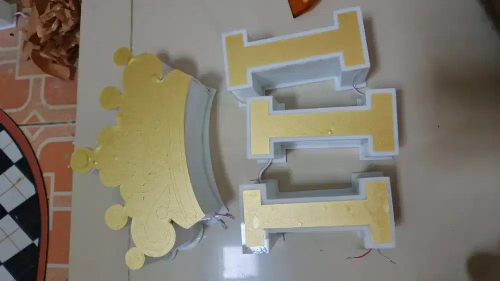 Huruf timbul akrilik papan nama neonbox acrylic & aneka sticker
