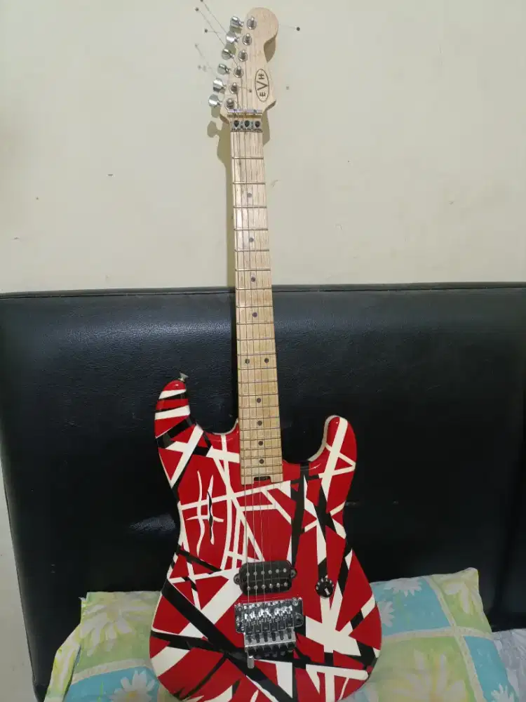 Jual Gitar EvH Ibanez & Speaker Line 6 spider