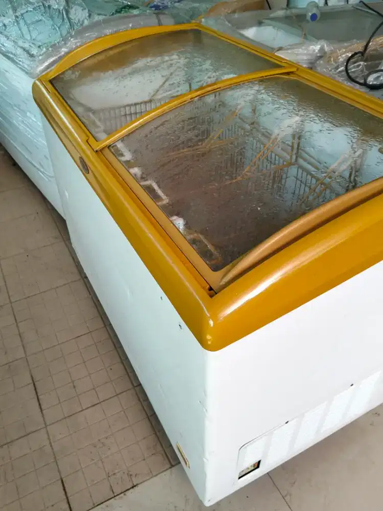 Jual freezer seblak Frozen