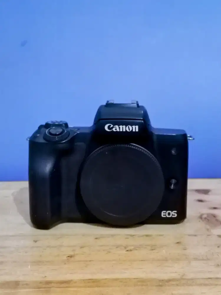 Kamera Canon EOS M50