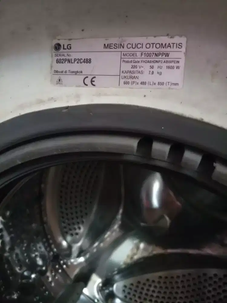 Mesin cuci bekas