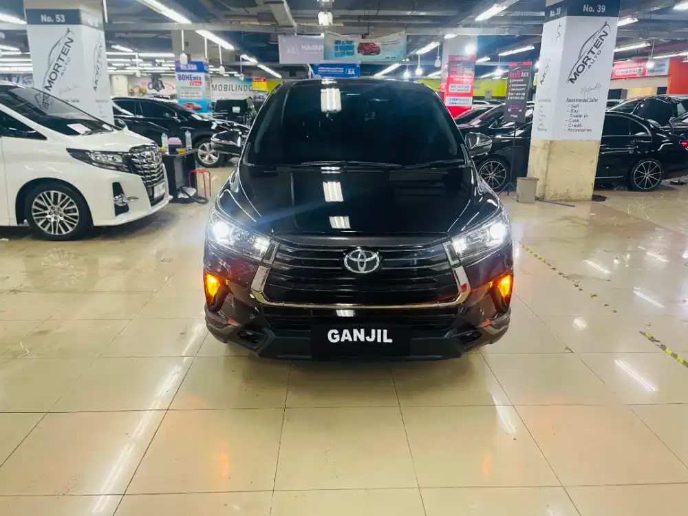 TOYOTA INNOVA VENTURER 2.0 AT 2022