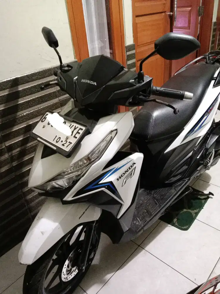 VARIO ISS 125 IDLINGSTOP TAHUN 2017 MULUS CAKEP MESIN ALUS PAJAK IDUP