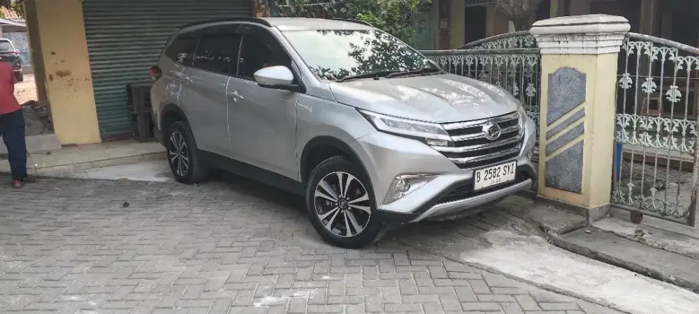 Daihatsu Terios type R silver
