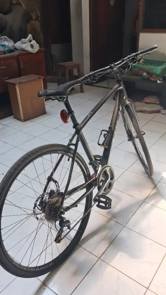 Jual sepeda Road Bike Trek FX 2