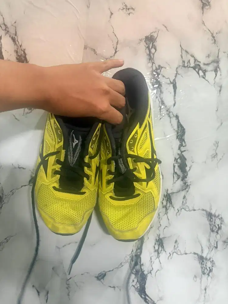 Mizuno size 41 mulus