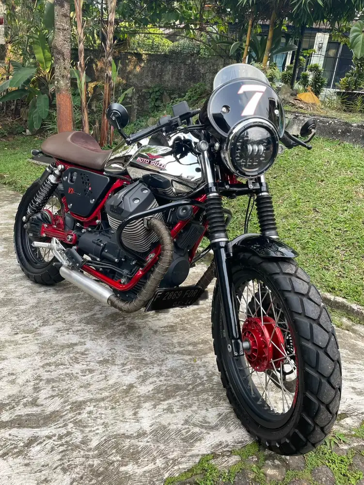 2015 Moto Guzzi V7-II 750cc special edition