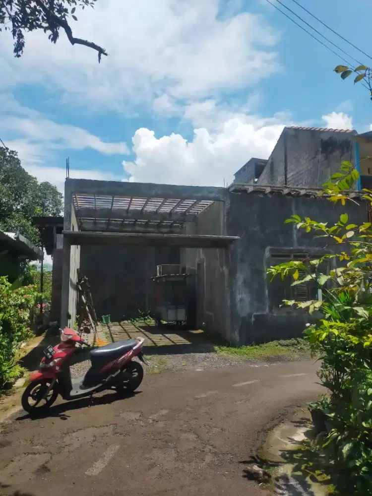 TANAH dan BANGUNAN SETENGAH JADI , DI BERGAS KAB. SEMARANGi
