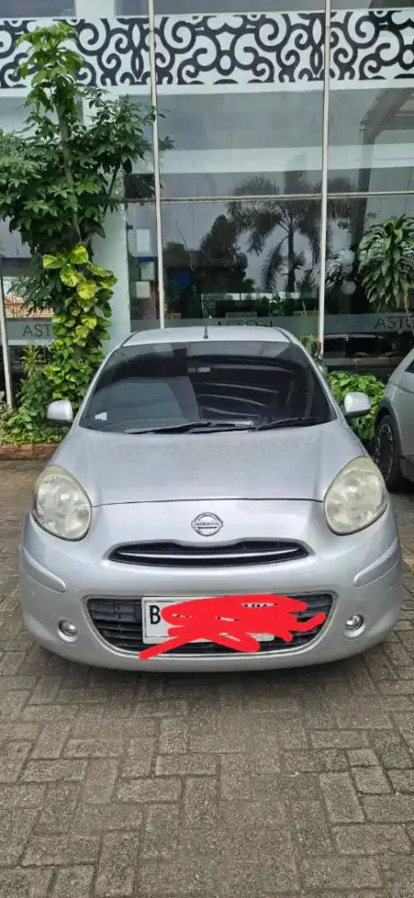 Jual Nissan March 2013