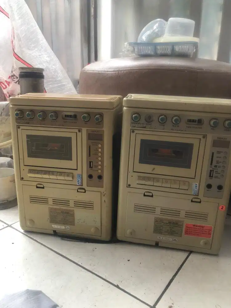 Radio tape bisa karaoke