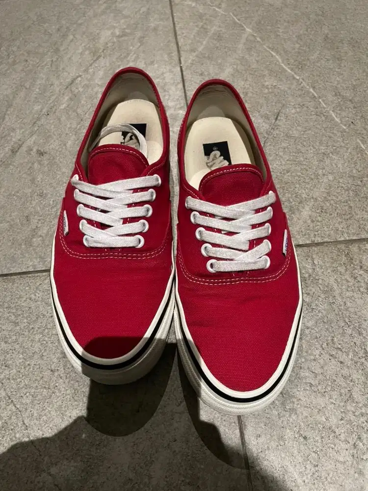 WTS VANS PREMIUM AUTHENTIC REISSUE 44 IN RACING RED / MARSHMALLOW