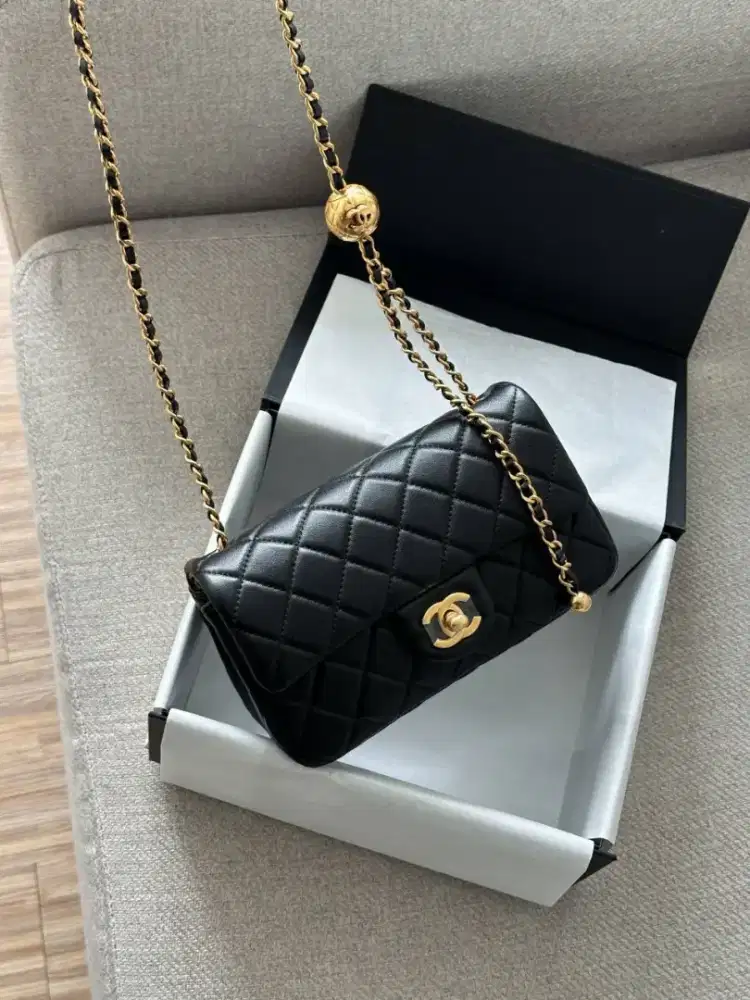Preloved Chanel Flap 20 Pearl Crush