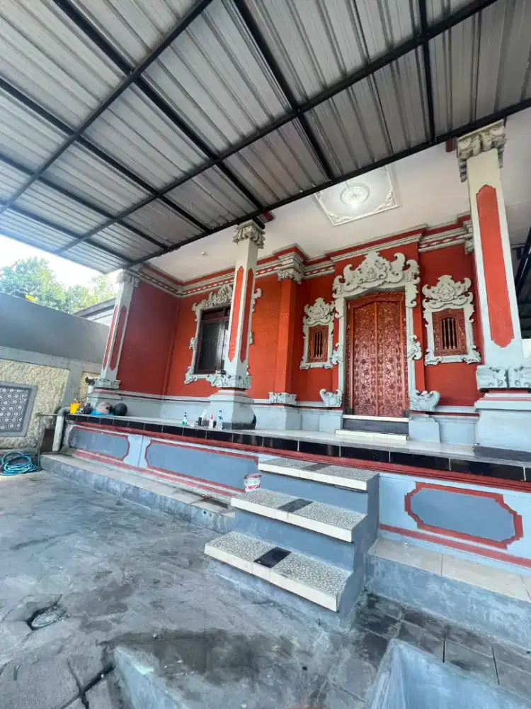 Rumah Bali dengan Kos-kosan
