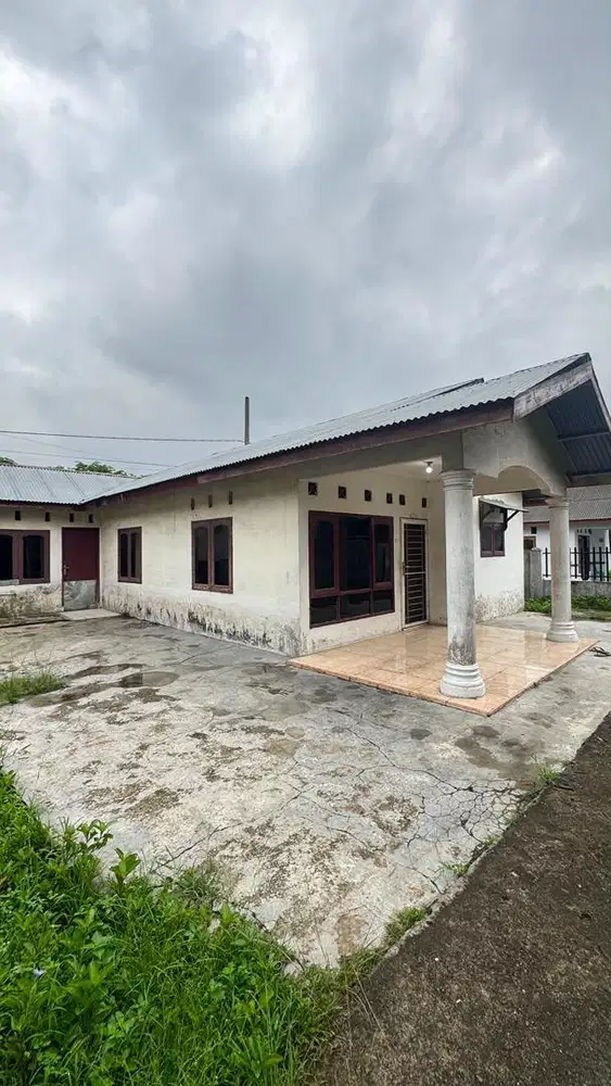 Dijual Rumah Siap Huni LT 195 m² Lokasi Strategis