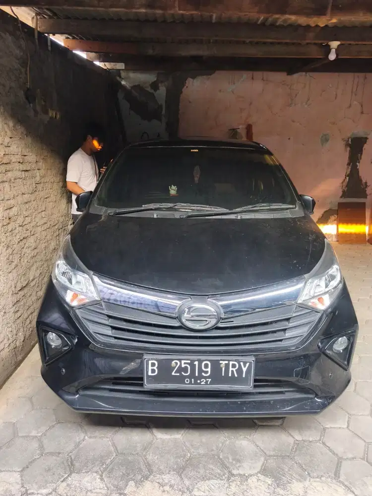 Daihatsu Sigra 1.2 R Deluxe A/T 2021