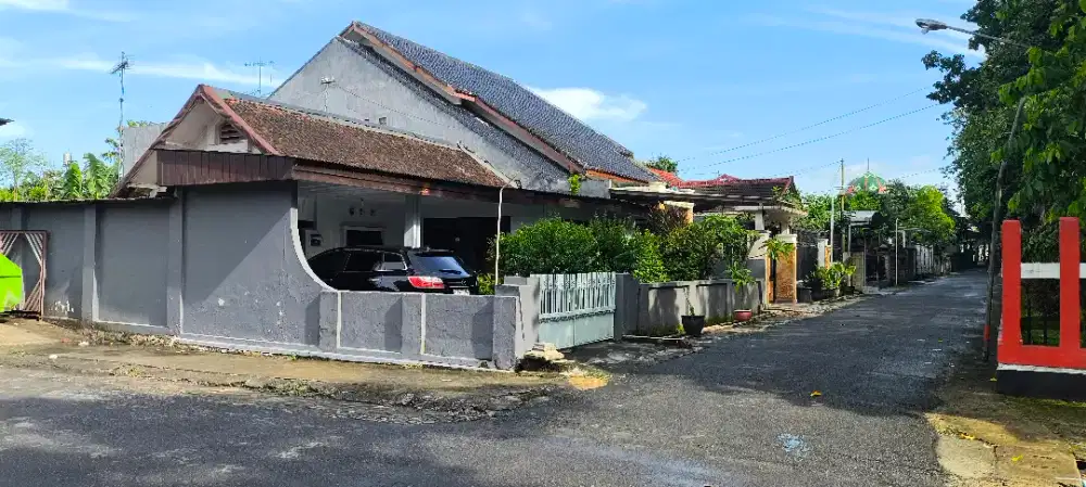 Rumah di Taman Kebon Rojo Kota Blitar Lokasi Premium