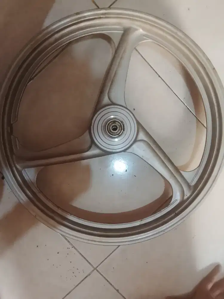 Velg motor f1 zr original