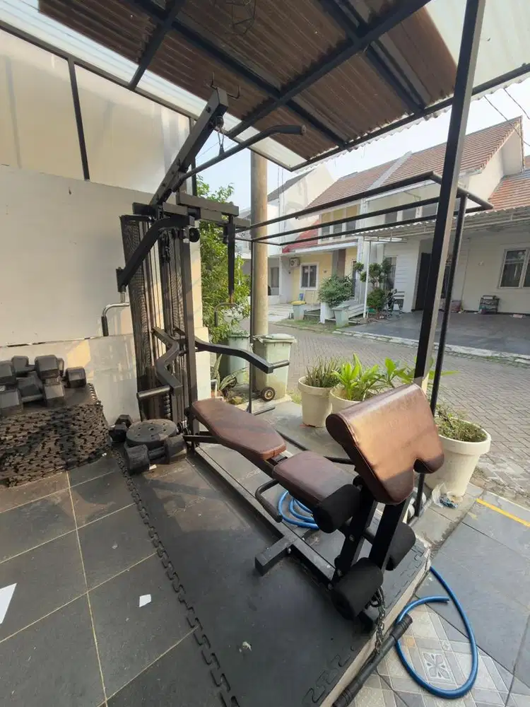 MULTI GYM COCOK BUAT HOME GYM ATAU YANG MAU BUKA FITNES GYM
