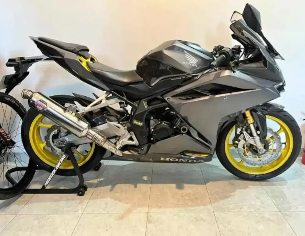 JUAL CBR 250  36 JT NEGO