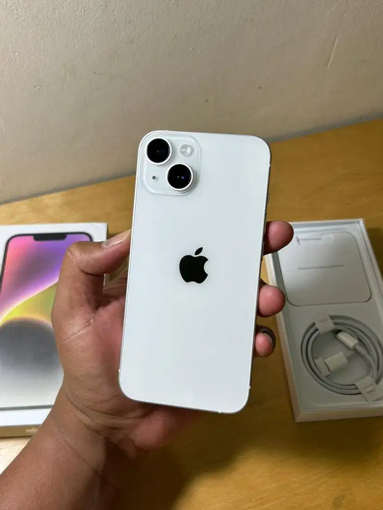 iPhone 14 256GB Starlight Inter All Operator Mulus Like New