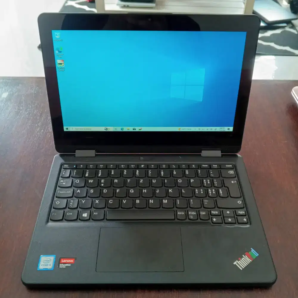 Lenovo Thinkpad 11e intel i5-8200y ram:8GB ssd:256GB Touchscreen