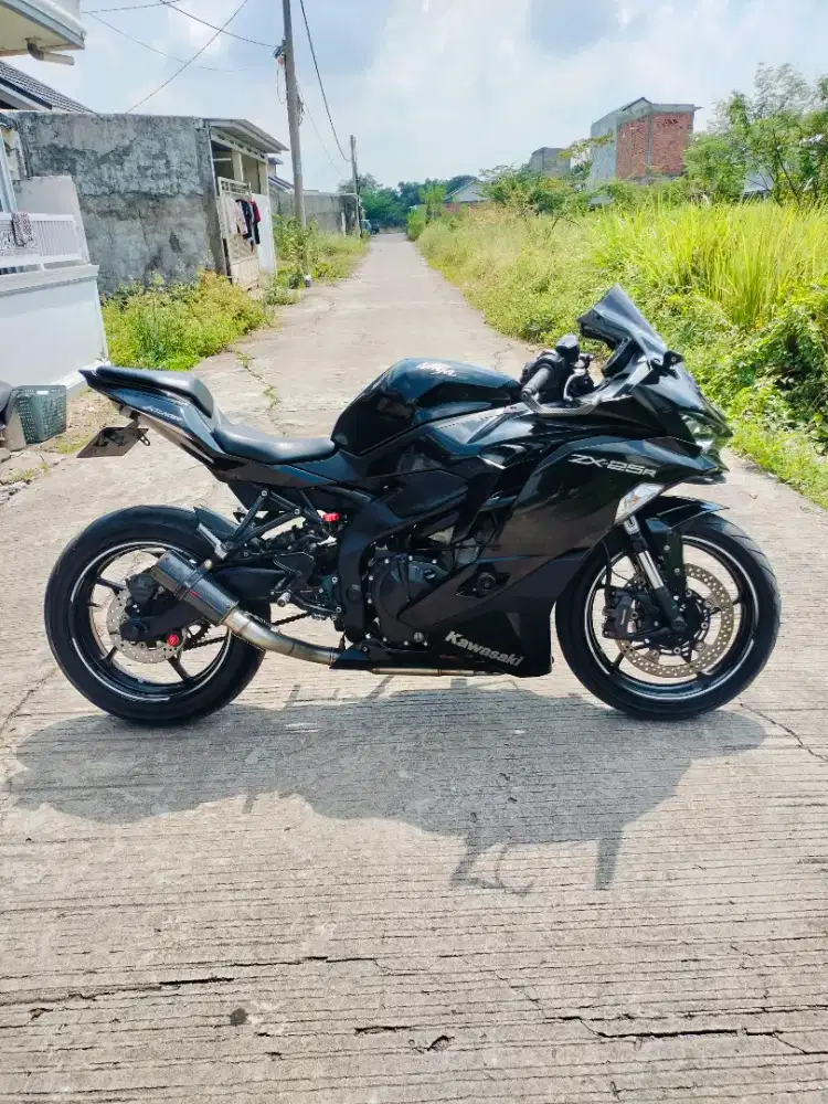 ZX25R 4 Cylinder 2021