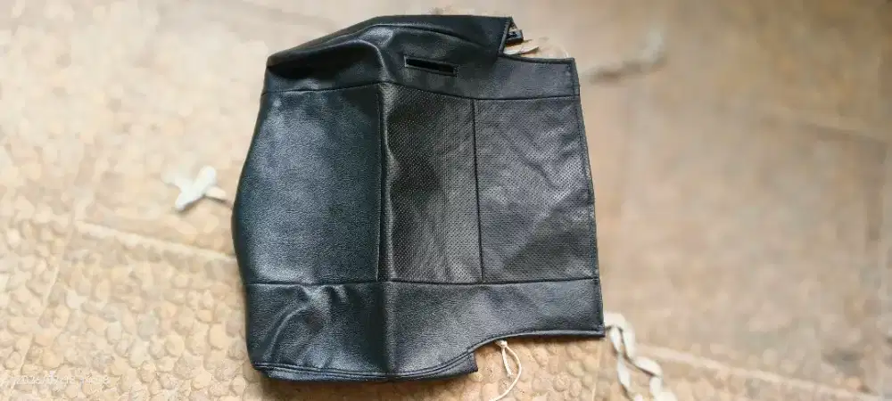 Sarung jok mobil Rush