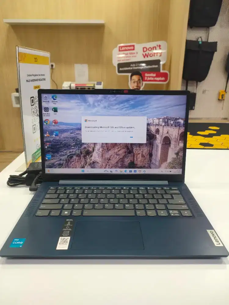 KREDIT LAPTOP BARU DP 0