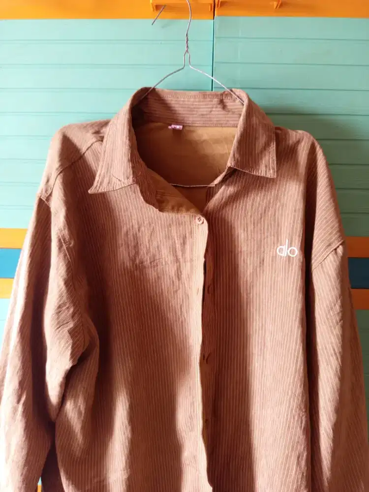 Preloved Kemeja Wanita SK_CLLO Coklat