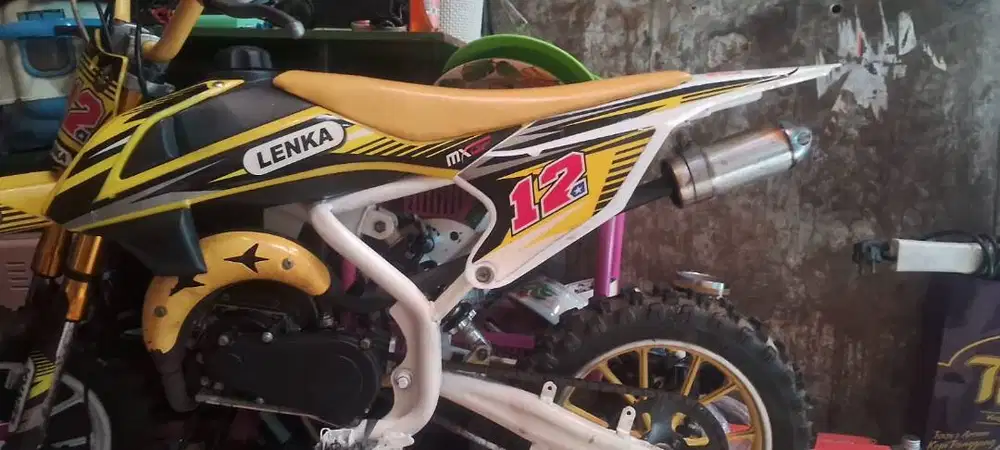 For sale mini trail mt2 motor 2tak