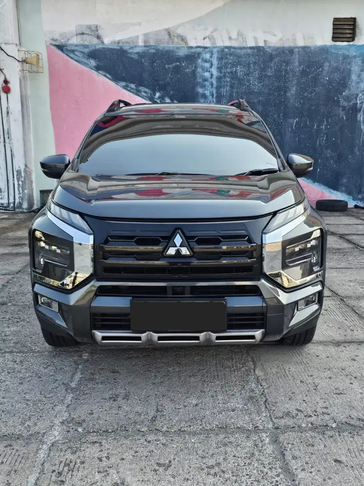 Km 13 rb xpander cross premium package 2023 grey